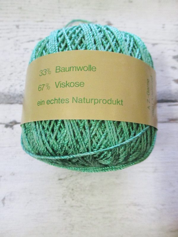 Wolle Strickgarn Iris 67%Viskose 33umwolle Farbe_14 grün - Woolnerd