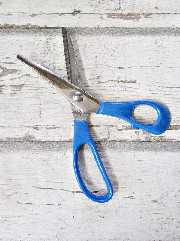 Zickzackschere (silber-blau) – Bild 5